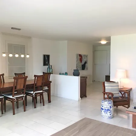 Safir Apartment